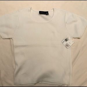 Liz Claiborne short sleeved sweater